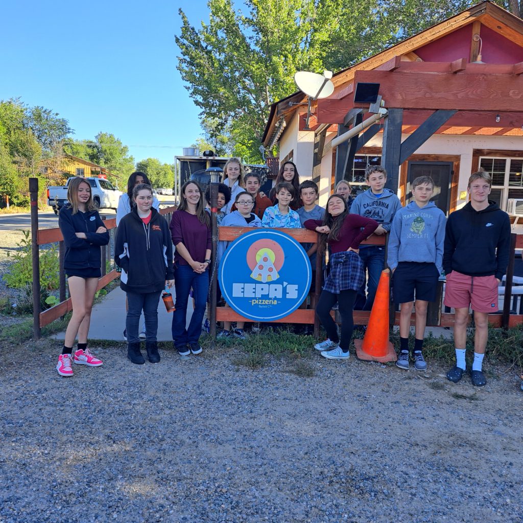 A Slice of Entrepreneurship: Middle School Business Class Visits Eepas Pizza